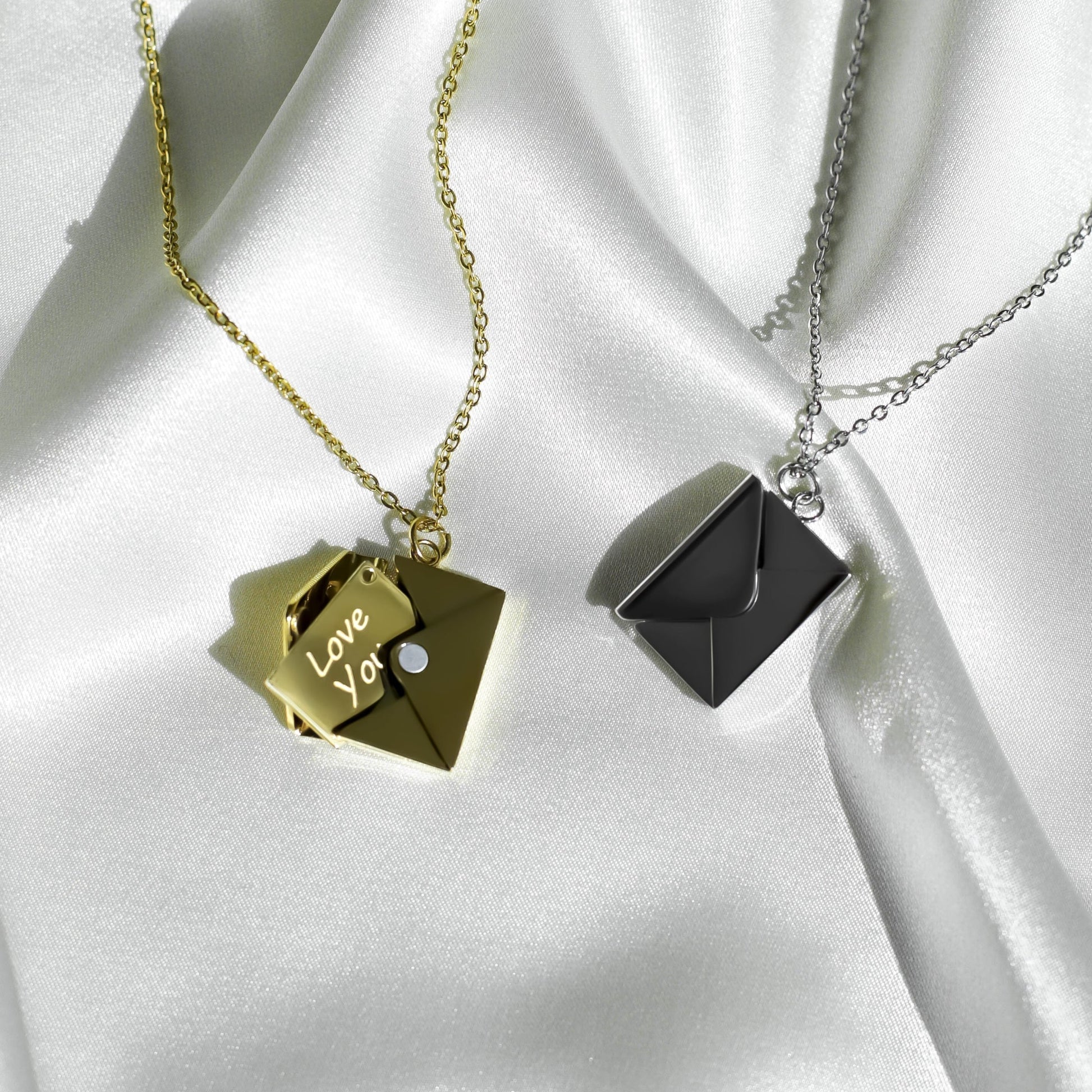 Collier Lettre d’Amour Lovessy porté